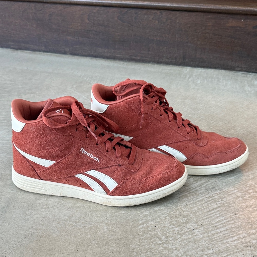 Reebok Women’s Mid-Top Suede Sneakers in Rust - Picture 1 of 7